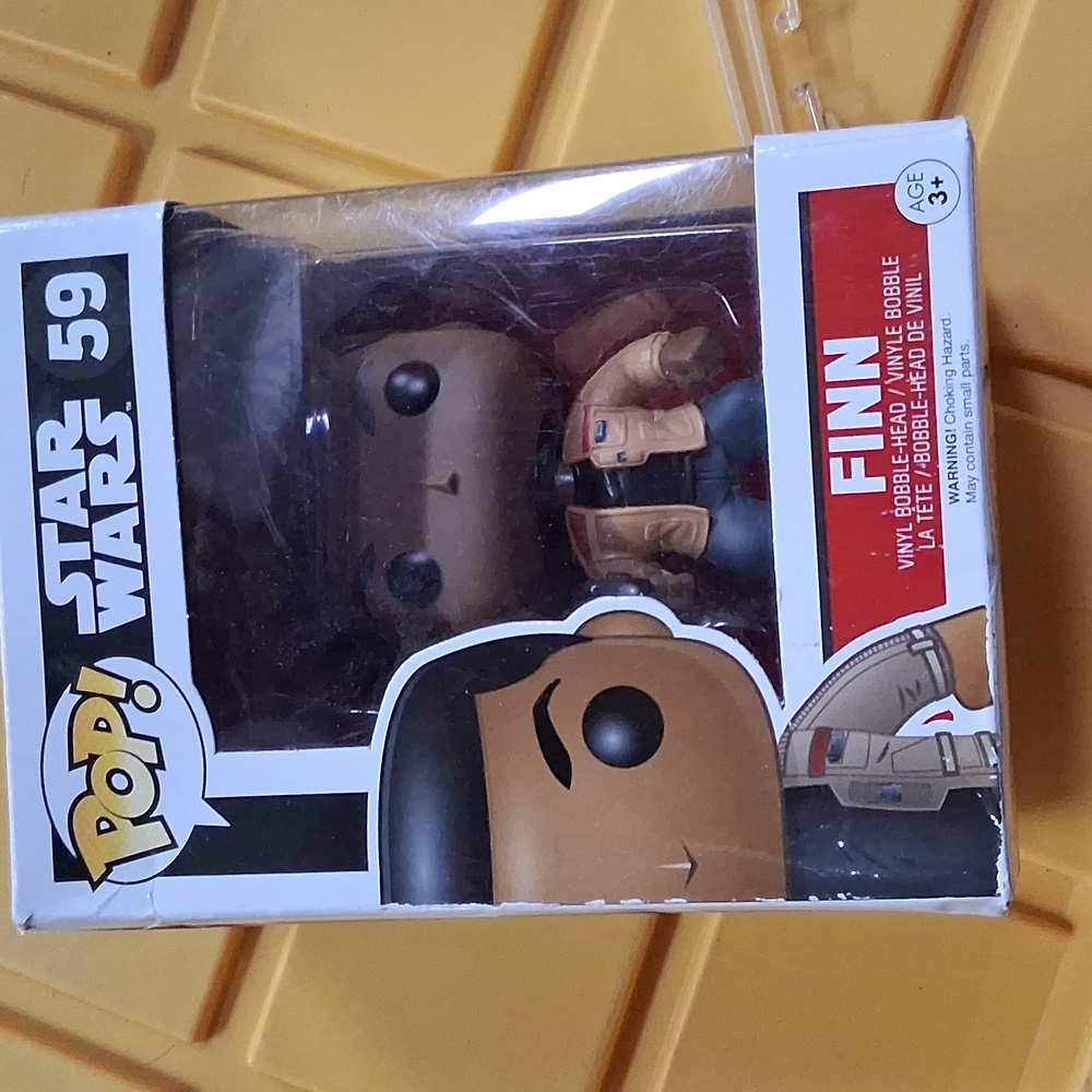 Pop Star Wars Finn Vinyl Figure